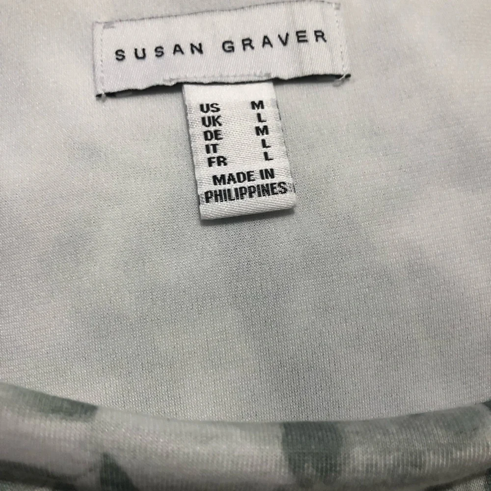 Susan Graver Women’s Size Medium Top